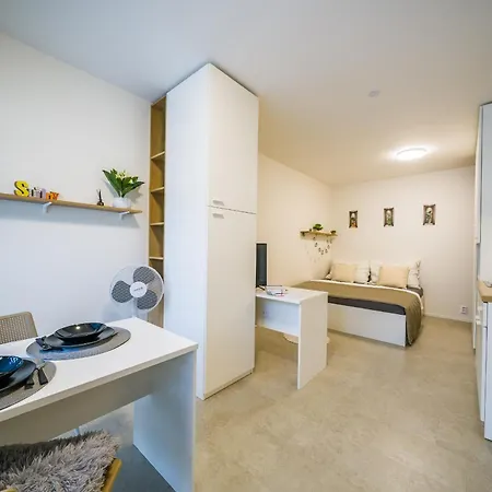 Relax Center Апартаменты *